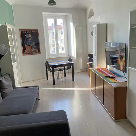 Un Piano Sotto Arturo Appartamento Torino
