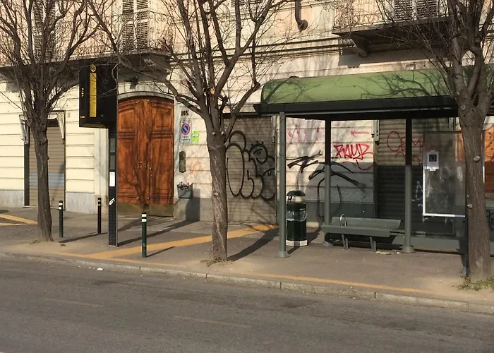 Un Piano Sotto Arturo Apartmán Turín