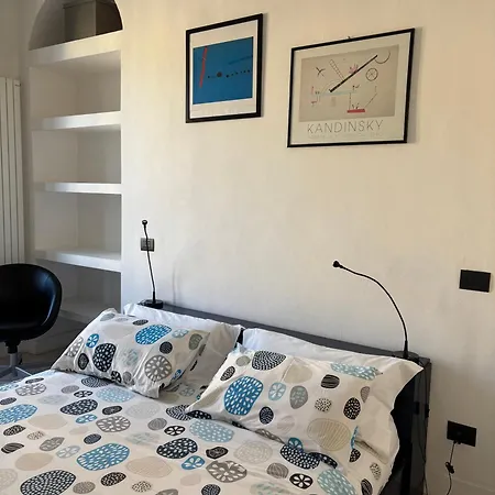 Apartmán Un Piano Sotto Arturo Turín